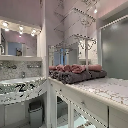 Duplex 70m2 - Vue Cite Medievale - Parking Gratuit