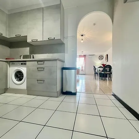 Duplex 70m2 - Vue Cite Medievale - Parking Gratuit Apartment