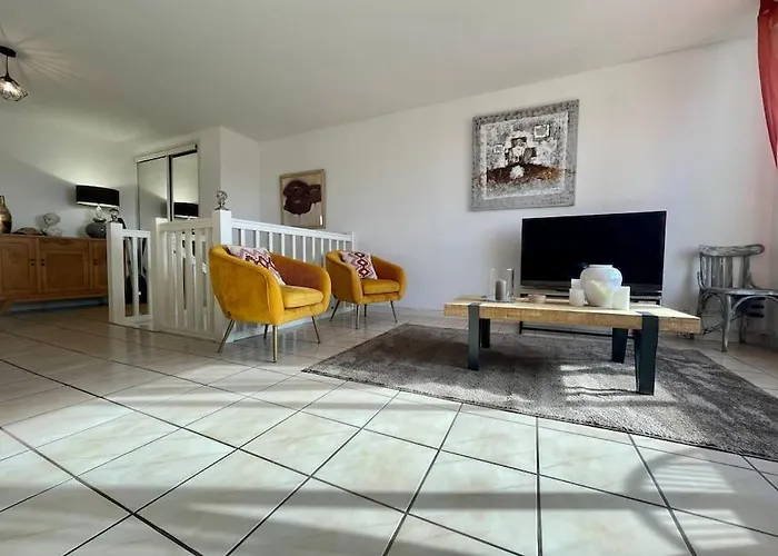 Duplex 70m2 - Vue Cite Medievale - Parking Gratuit Apartment *