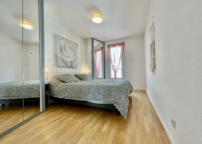 Apartment Duplex 70m2 - Vue Cite Medievale - Parking Gratuit